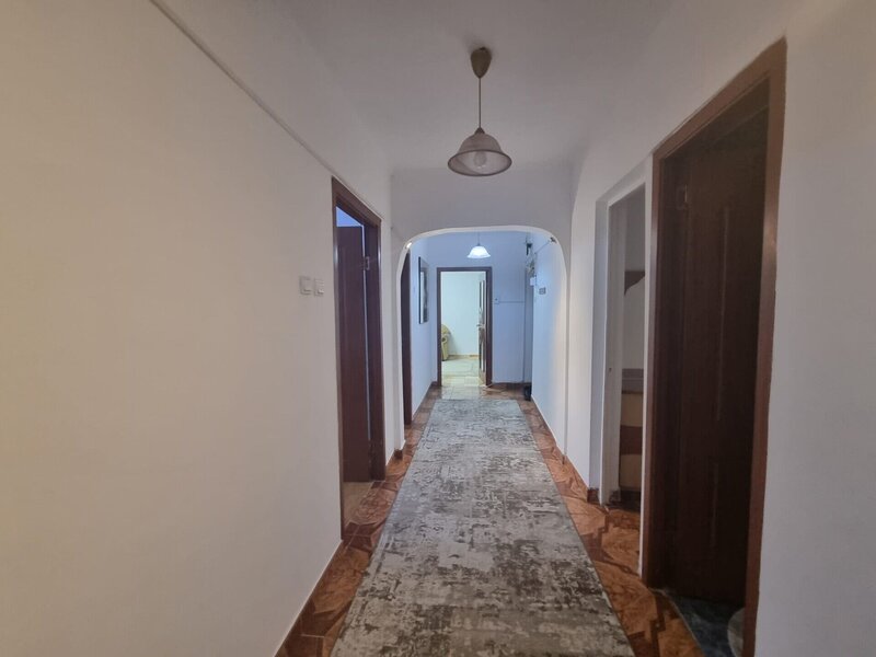 Dristor metrou apartament spatios 3 camere